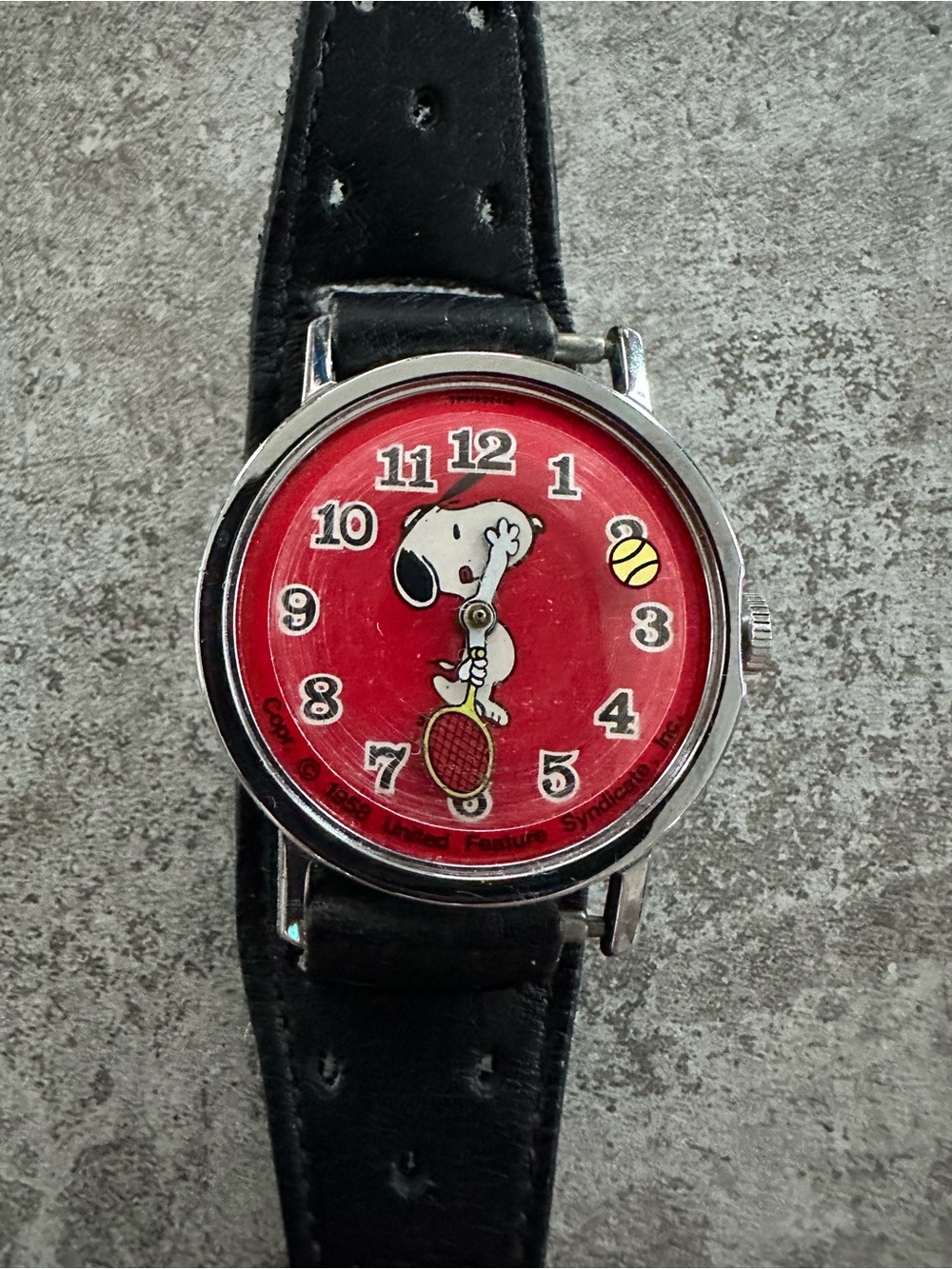 Red Tennis Watch – Dog Category Accessory